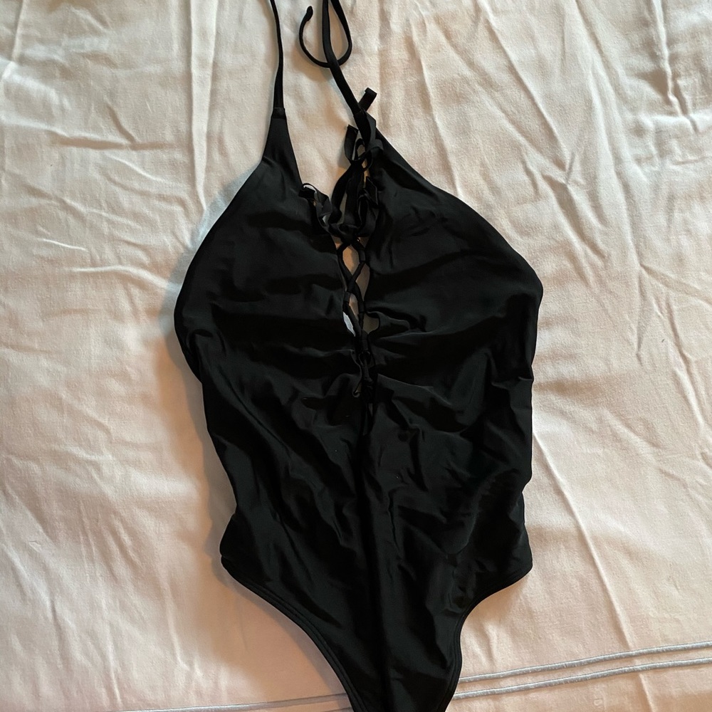 Lace up halter neck black one piece swimsuit